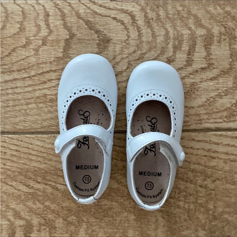 FootMates - Size 7.5